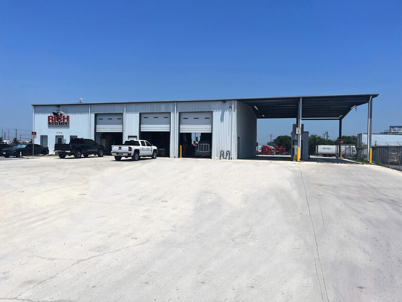 Primary Photo Of 14710-14722 Speedway Park, Von Ormy Truck Terminal For Lease