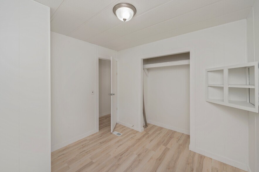 More Photos Of 341 Madison St, Freeport Multifamily For Sale