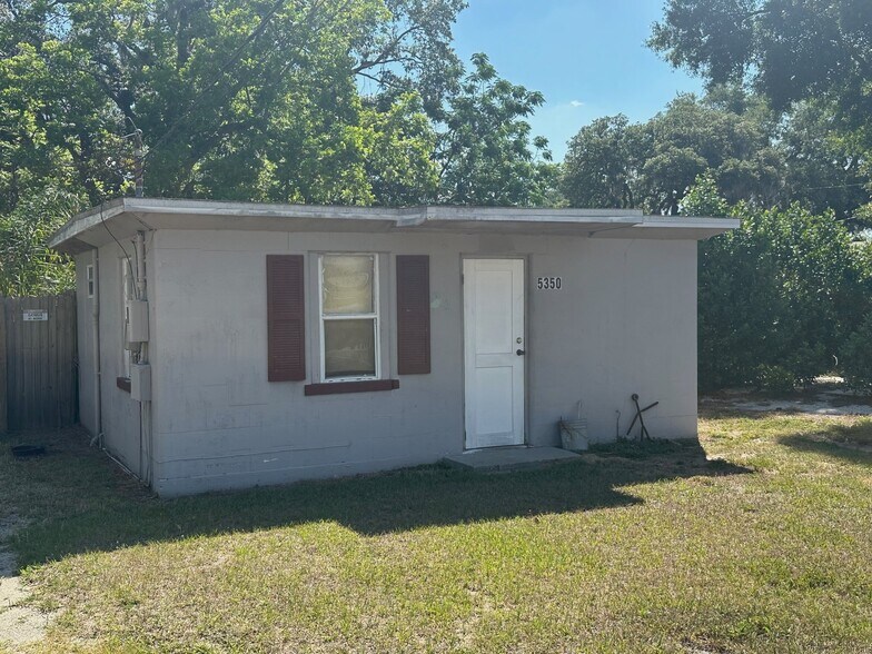 More Photos Of 6065 Bay Ave, Highland City Manufactured Housing Mobile Home Park For Sale