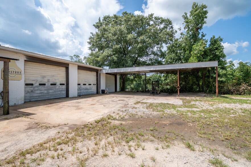 More Photos Of 577 Main st, Lexington Flex For Sale