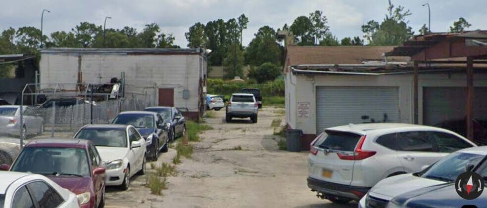 More Photos Of 3720 Old Winter Garden Rd, Orlando Auto Repair For Sale