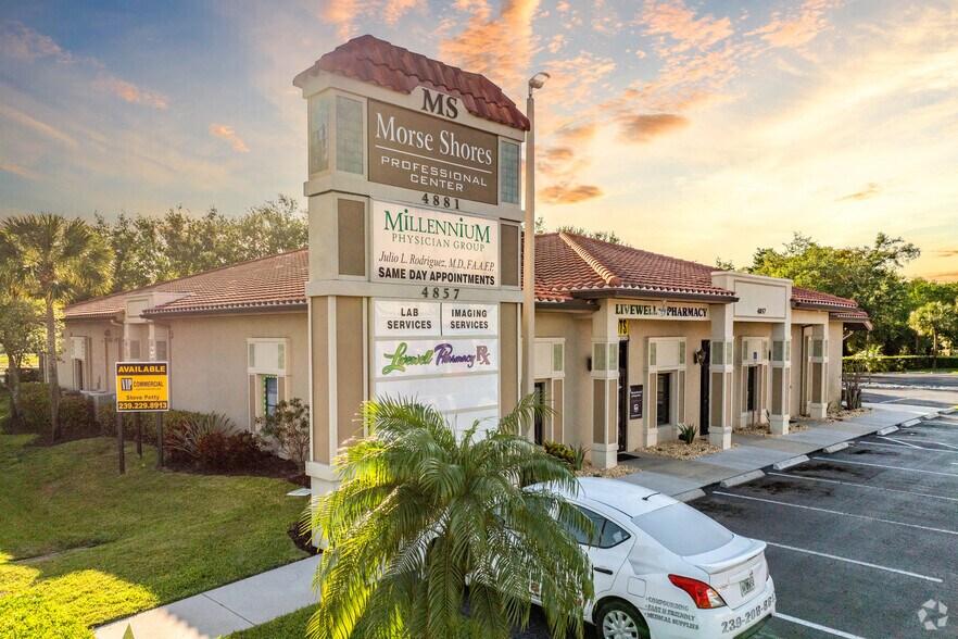 More Photos Of 4857 Palm Beach Blvd, Fort Myers Office For Lease
