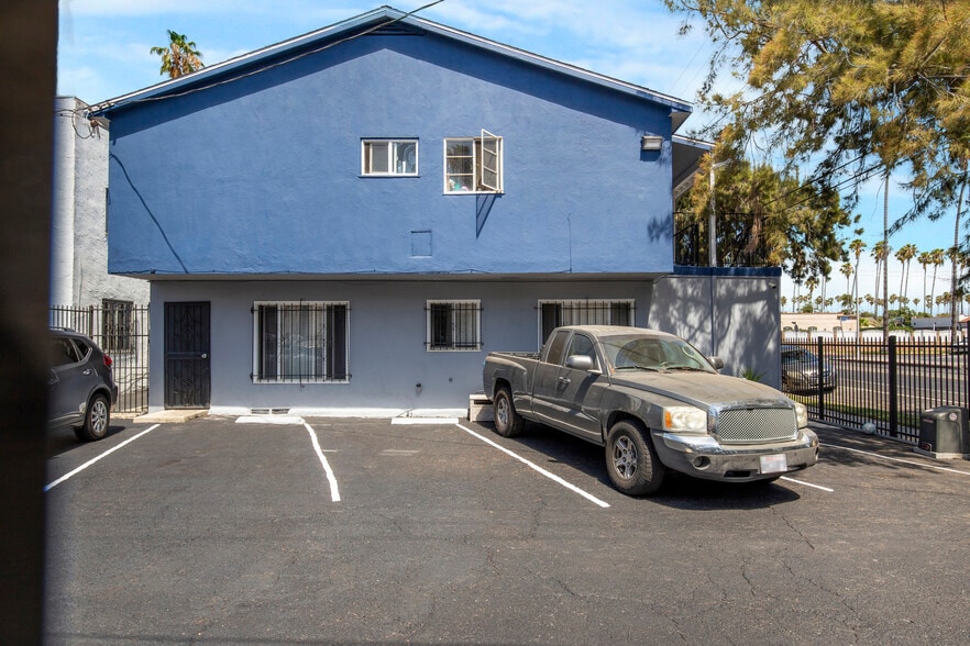 More Photos Of 3101 W 48th St, Los Angeles Apartments For Sale