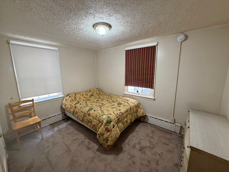 More Photos Of 26 Warren St, Aberdeen Multifamily For Sale
