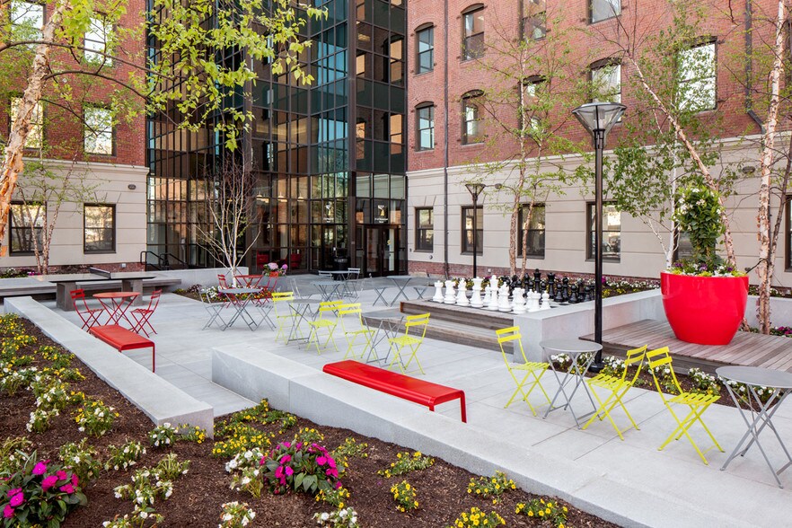 More Photos Of 27-43 Wormwood St, Boston Loft Creative Space For Lease