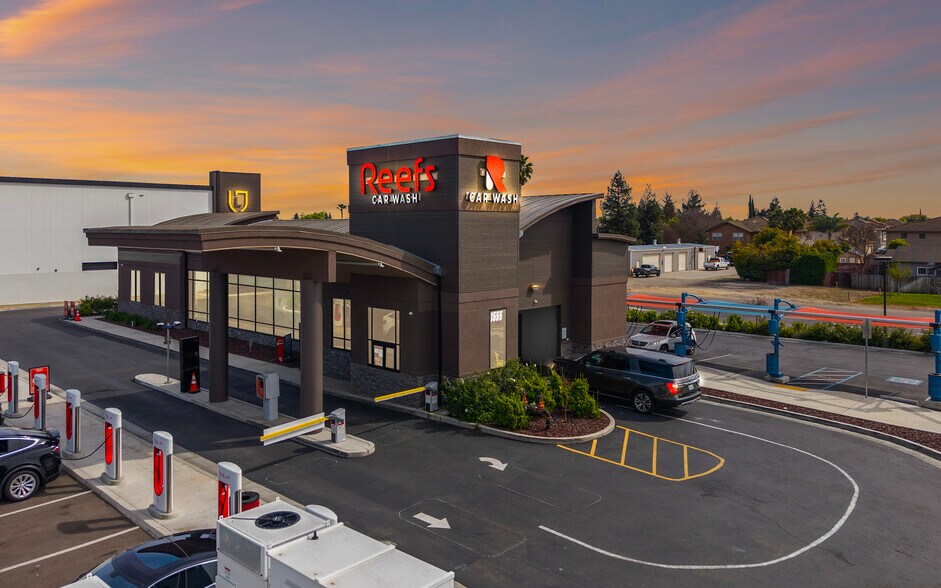 More Photos Of 1555 Canal Blvd, Ripon General Retail For Sale