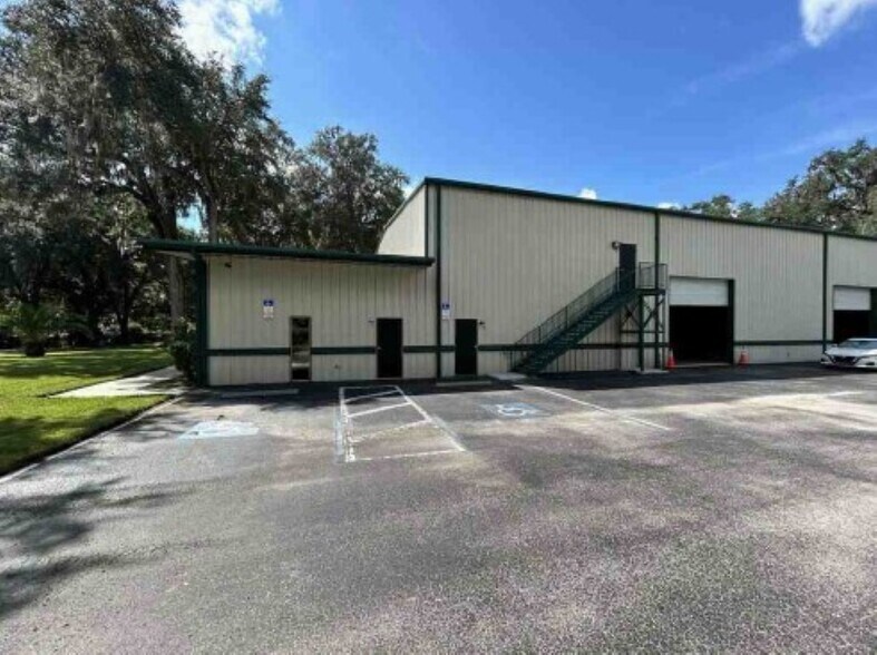 More Photos Of 14337 Annutalaga Ave, Brooksville Warehouse For Sale