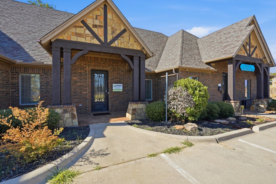 Primary Photo Of 10340 Alta Vista Dr, Fort Worth Office For Lease