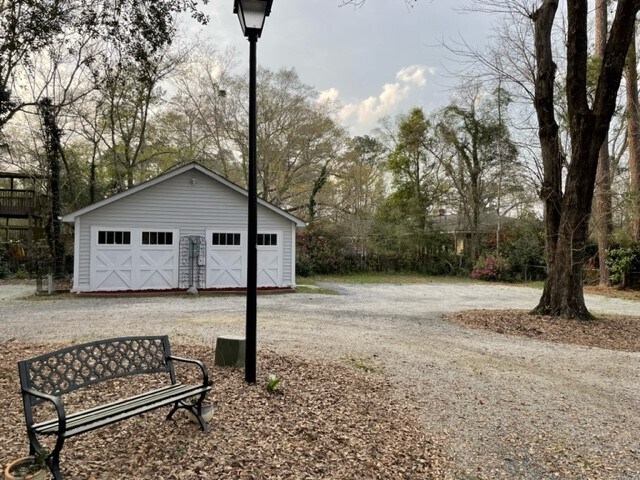 More Photos Of 710 Cedar, Summerville Loft Creative Space For Lease