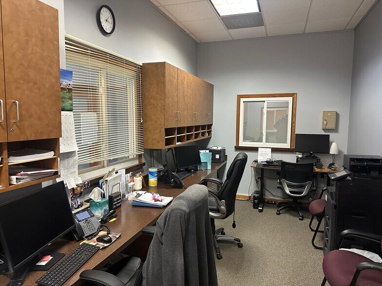 More Photos Of 5950 Lincoln Ave, Lisle Medical For Lease