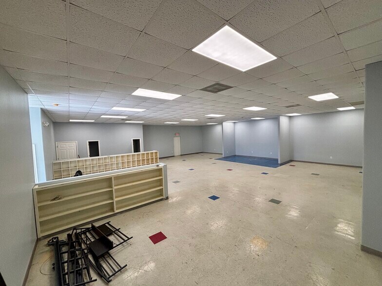 More Photos Of 1141 Brazosport Blvd N, Richwood Daycare Center For Lease