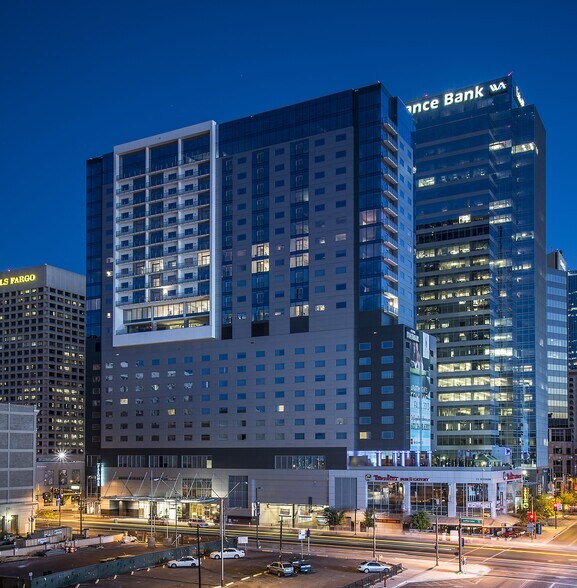 More Photos Of 1 E Washington St, Phoenix Office For Lease