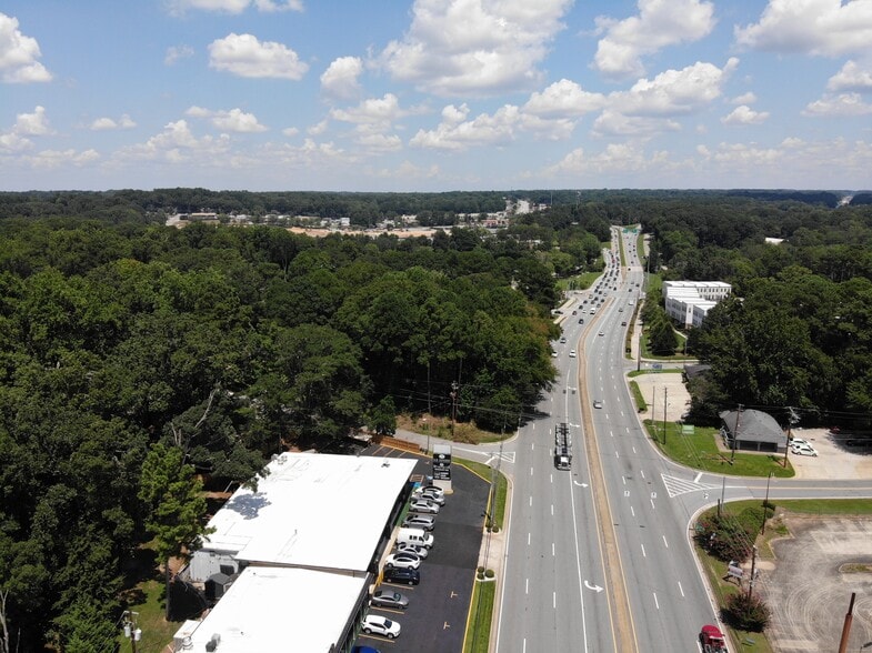 More Photos Of 1850 Lawrenceville Hwy, Decatur Freestanding For Lease