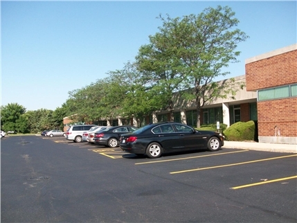 Primary Photo Of 85-95 Revere Dr, Northbrook Office For Lease