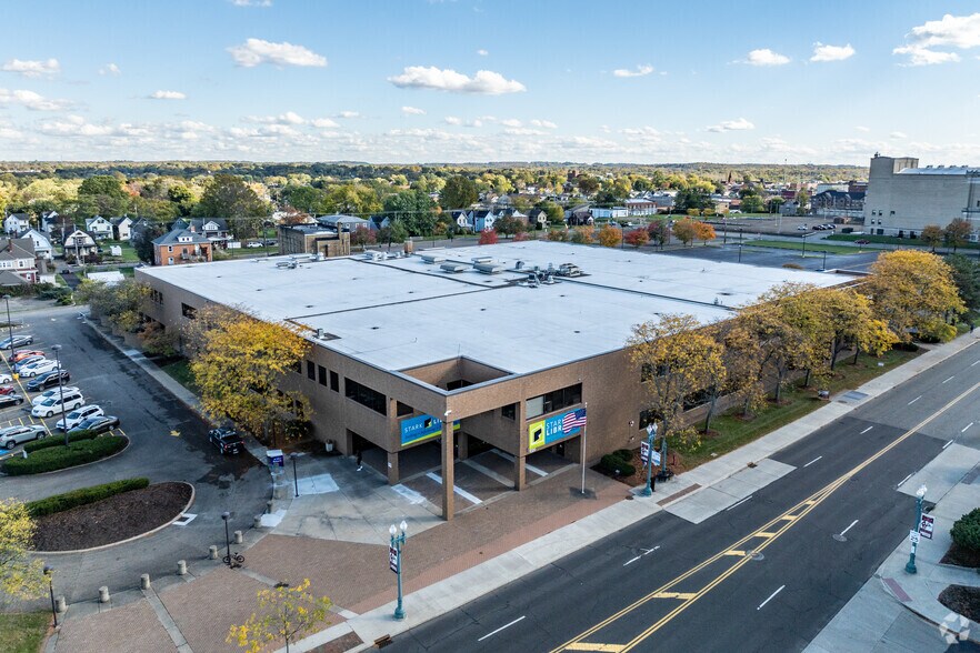 More Photos Of 1020 Market Ave N, Canton Office For Sale