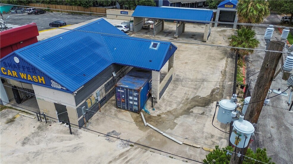 More Photos Of 7850 Callaghan Rd, San Antonio Carwash For Sale