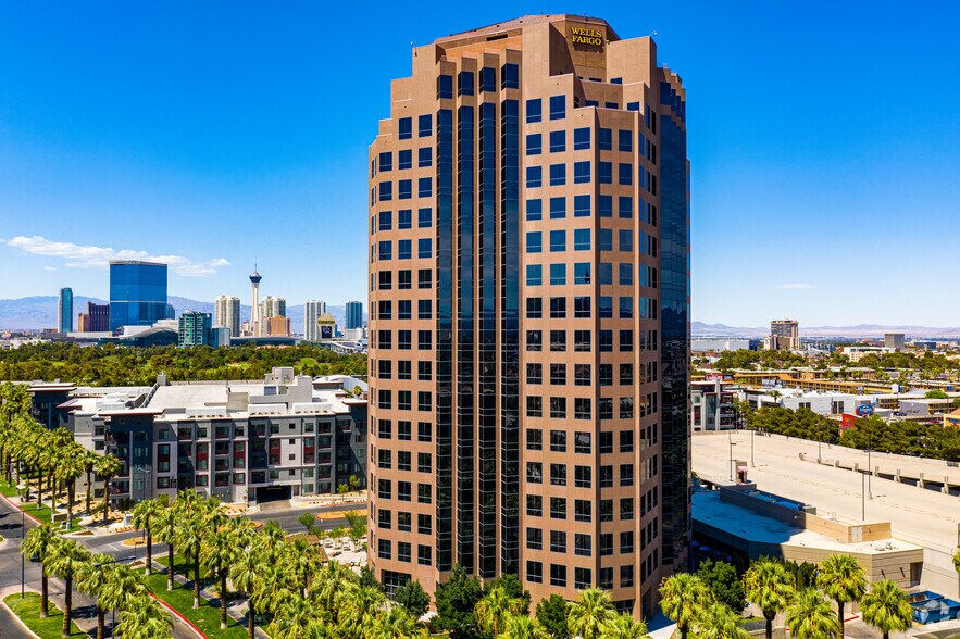 More Photos Of 3753-3993 Howard Hughes Pky, Las Vegas Unknown For Lease