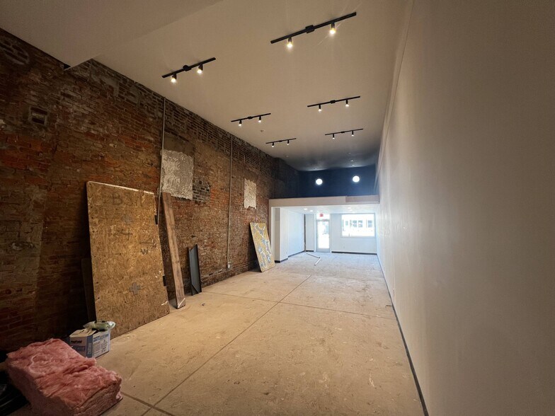 More Photos Of 1619 Prospect St, Indianapolis General Retail For Sale
