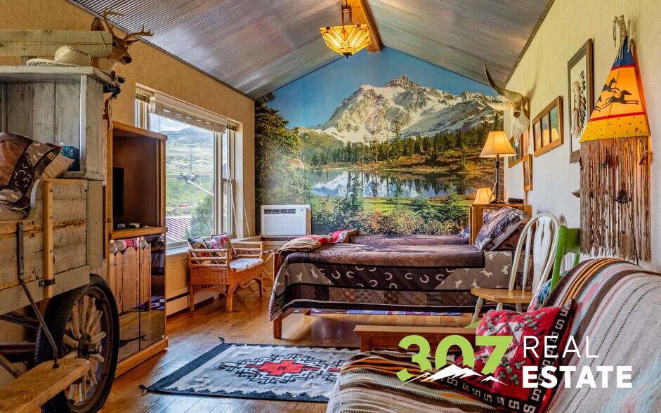 More Photos Of 30 Nielson Trl, Cody Hospitality For Sale