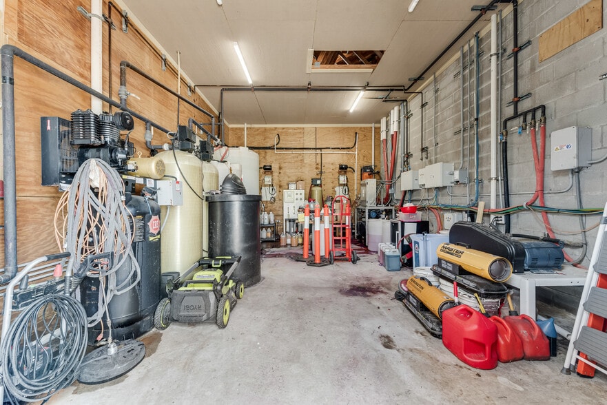 More Photos Of 26623 US Highway 380 E, Providence Village Specialty For Sale