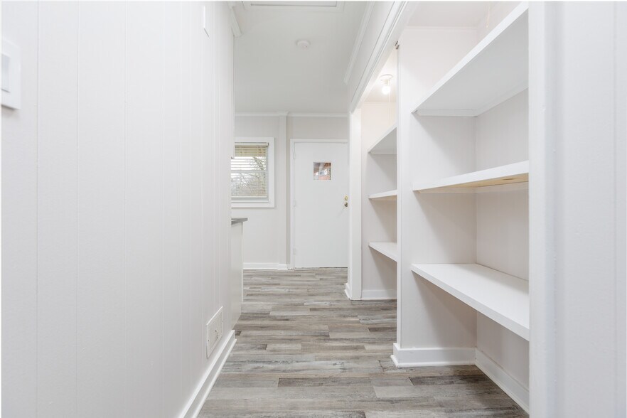 More Photos Of 4577 Olentangy River Rd, Columbus Apartments For Sale