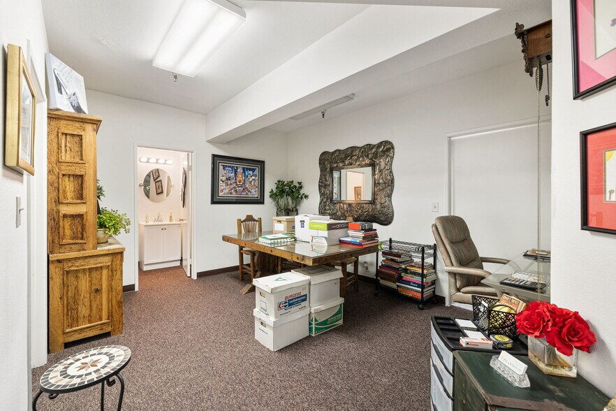 More Photos Of 73101 Highway 111, Palm Desert General Retail For Sale