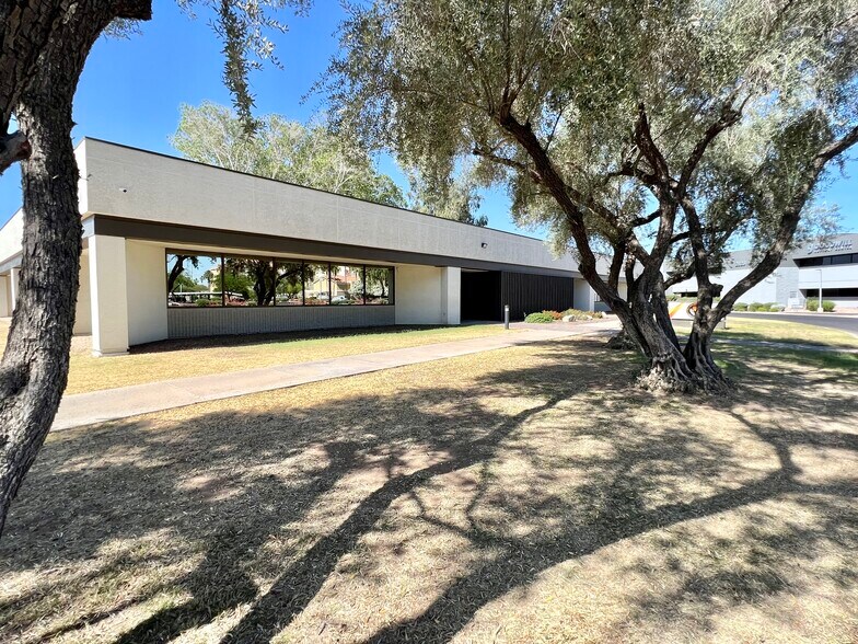 More Photos Of 2525 W Beryl Ave, Phoenix Office For Lease