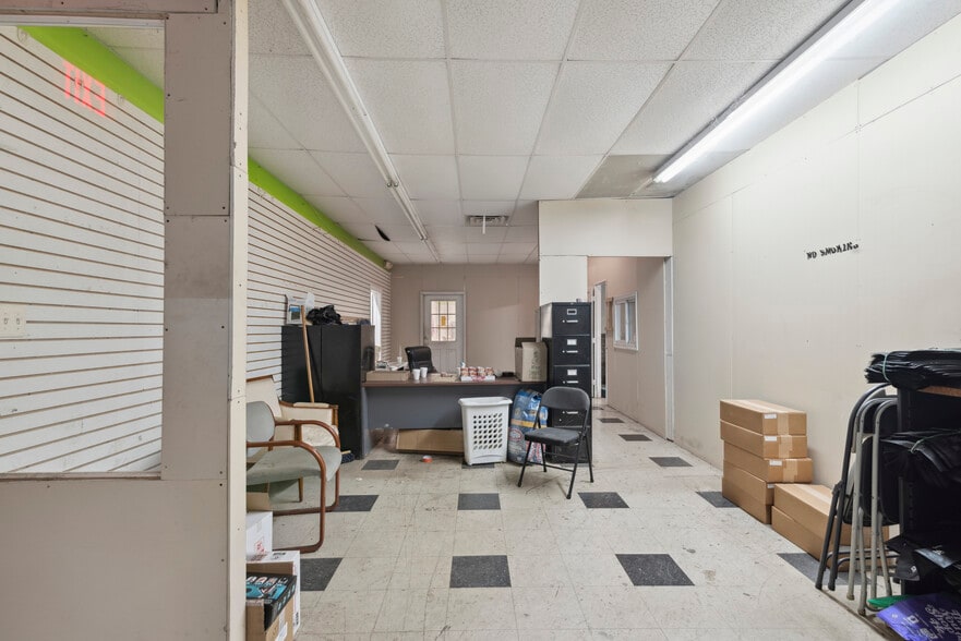 More Photos Of 5331 N 10th St, Philadelphia Warehouse For Lease