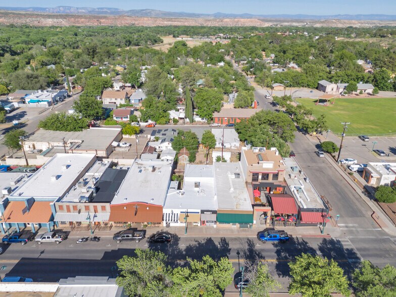 More Photos Of 909 N Main St, Cottonwood Storefront For Sale