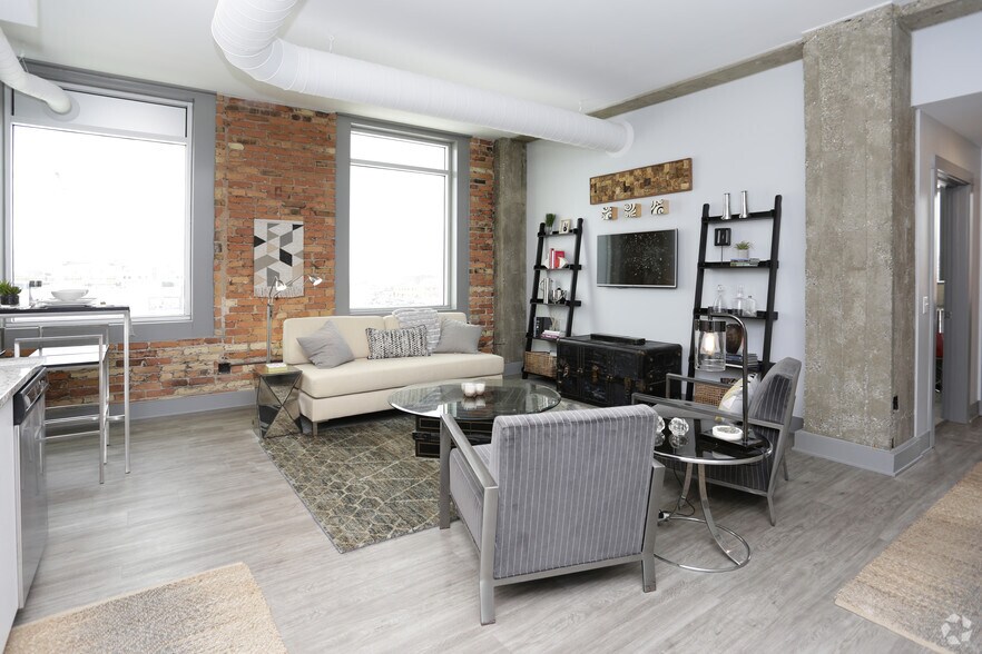 More Photos Of 285 Western Ave, Muskegon Apartments For Lease