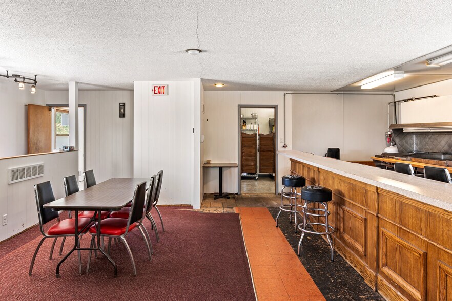 More Photos Of W6313 Hwy 23, Oxford Restaurant For Sale