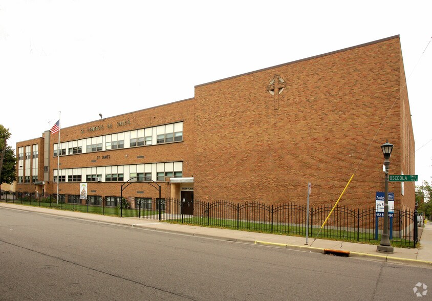 Primary Photo Of 426 Osceola Ave S, Saint Paul Schools For Lease