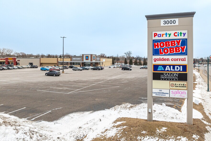 More Photos Of 3000 N White Bear Ave, Maplewood Unknown For Lease