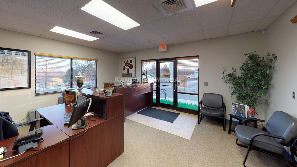 More Photos Of 4707 SW 6th Ave, Topeka Flex For Lease