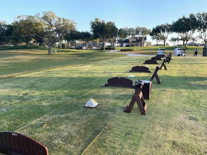 More Photos Of 4100 Carter Creek Dr, Avon Park Sports And Entertainment For Sale