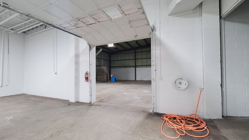 More Photos Of 1586 Paw Paw Ave, Benton Harbor Warehouse For Sale