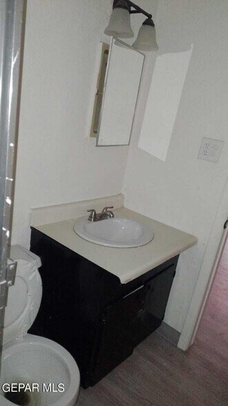 More Photos Of 187 N Awbrey St, El Paso Apartments For Sale