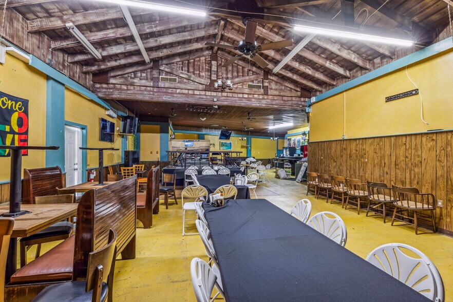 More Photos Of 16905 US Highway 27, Lake Wales Hotel For Sale