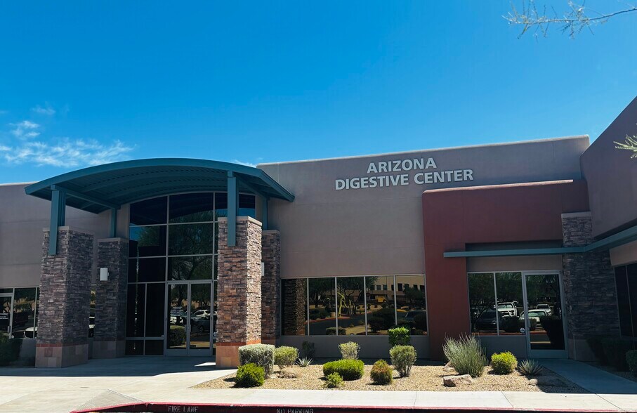 More Photos Of 8761 E Bell Rd, Scottsdale Medical For Lease