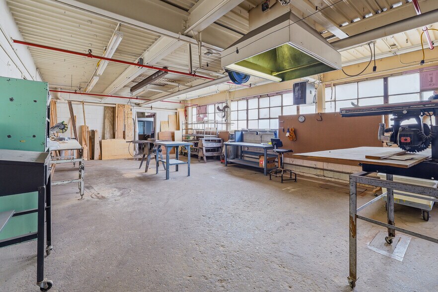 More Photos Of 424 E Oshkosh St, Ripon Manufacturing For Sale