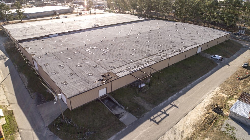 More Photos Of 2402 Fayetteville Rd, Lumberton Warehouse For Sale