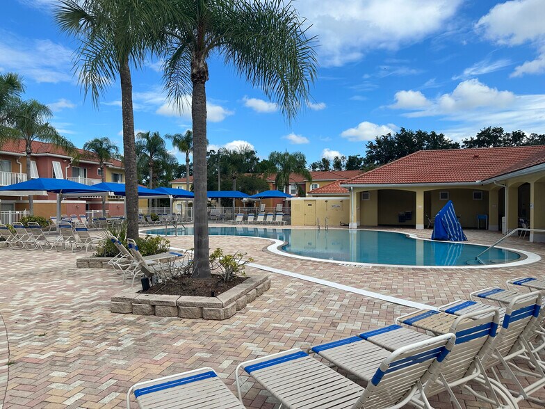 More Photos Of 1002 Park Club Dr, Kissimmee Apartments For Sale