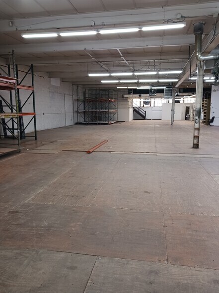 More Photos Of 2813 14th St, Long Island City Warehouse For Lease