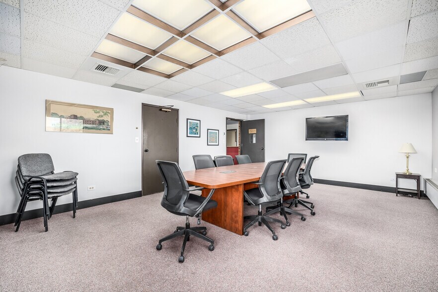 More Photos Of 12567 W Cedar Dr, Lakewood Office For Sale