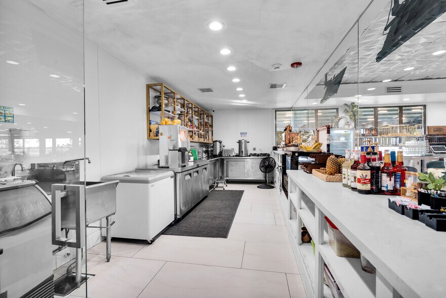 More Photos Of 345 W Foothill Blvd, Upland Restaurant For Sale