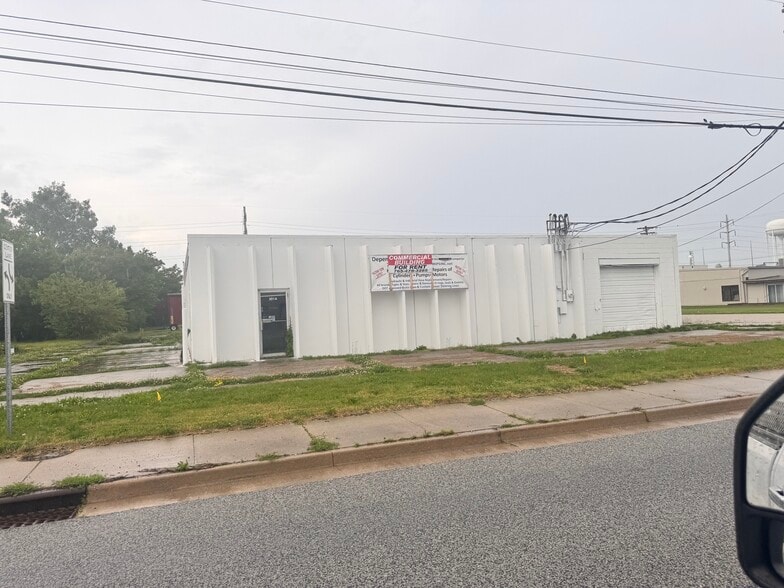 More Photos Of 201 Farabee Dr S, Lafayette Warehouse For Lease