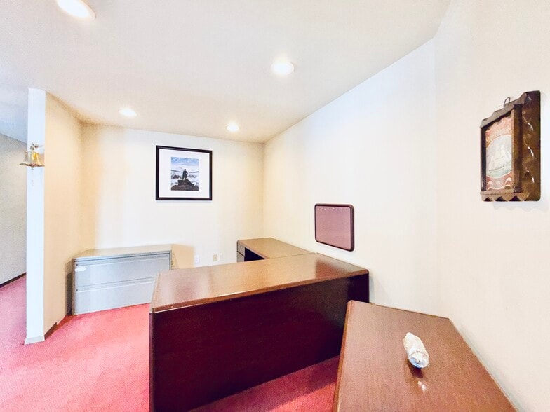 More Photos Of 272 Us Highway 206, Flanders Office For Sale