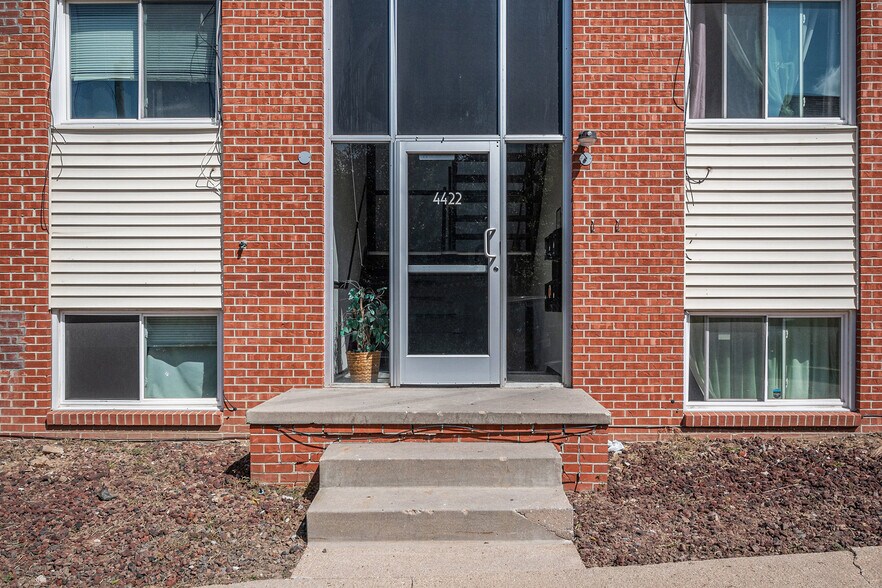 More Photos Of 4422 S 25th St, Omaha Apartments For Sale
