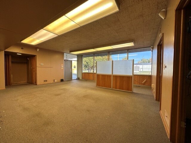 More Photos Of 8333 Masters Rd, Indianapolis Warehouse For Lease