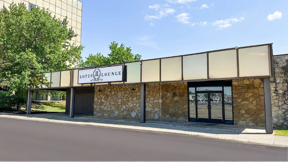 More Photos Of 6042-6066 Channingway Blvd, Columbus Unknown For Lease